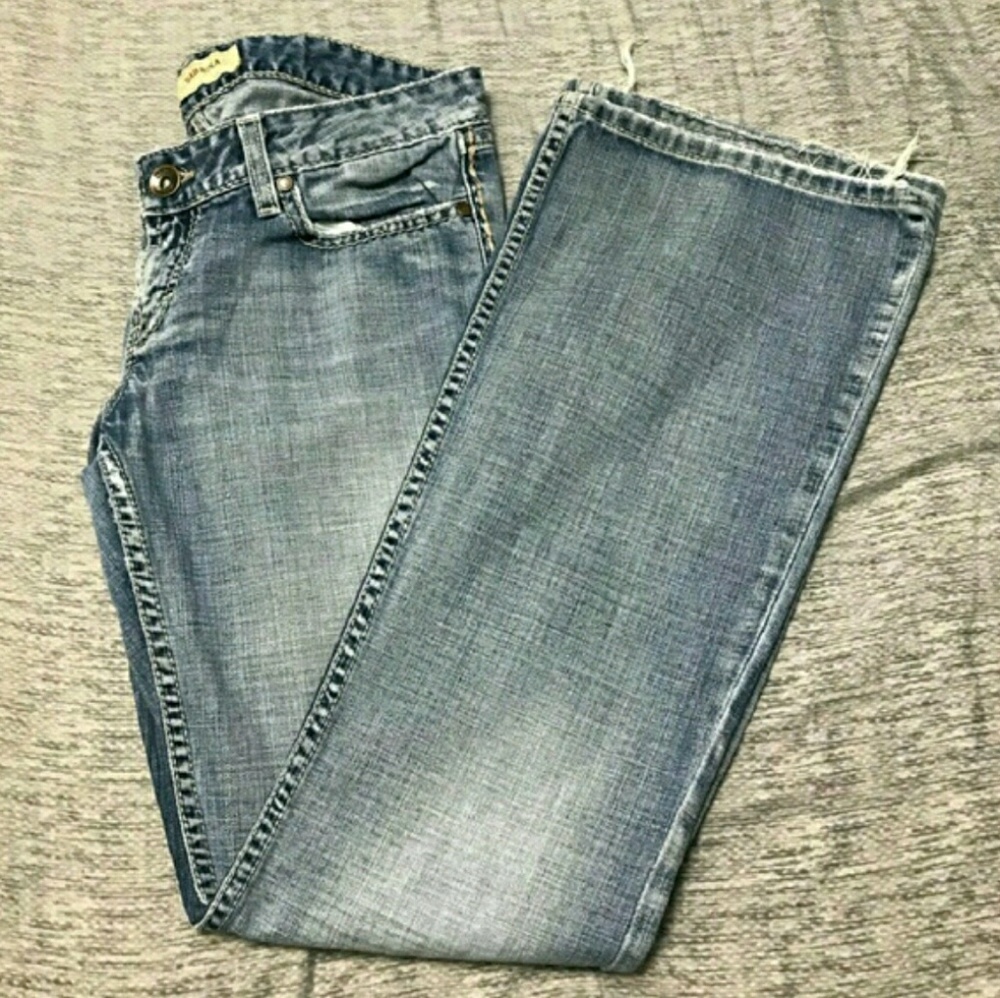 😺BUNDLE OF 2 Buckle BKE DENIM JEANS